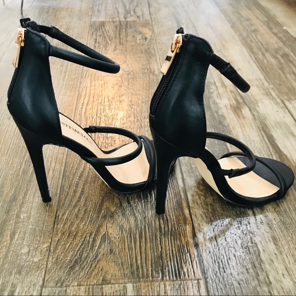 Just Fab Black Stilettos - Picture 6 of 8
